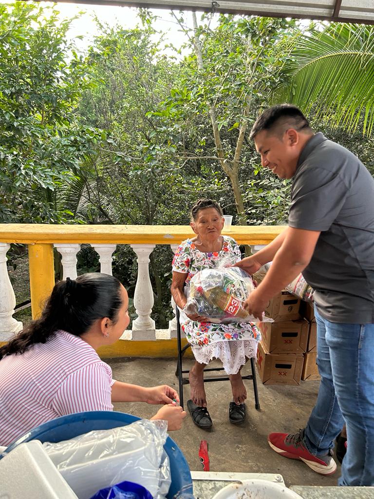 Gifts for the mycubanstore guayabera shirt workers and their families in Mexico